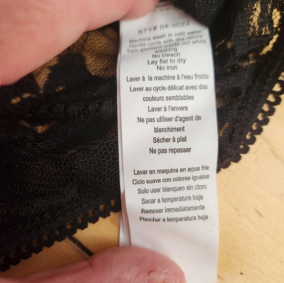 Black Lace Pullover Bralette, S - Picture 5 of 5